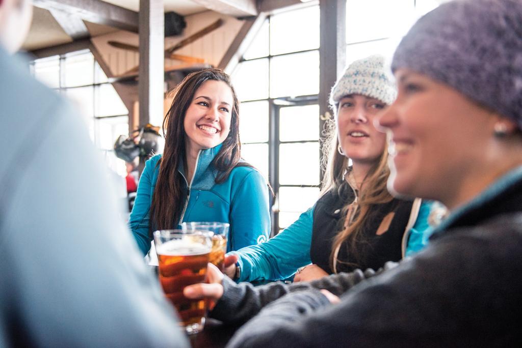 Panorama Mountain Resort - Toby Creek / Horsethief Condos エクステリア 写真