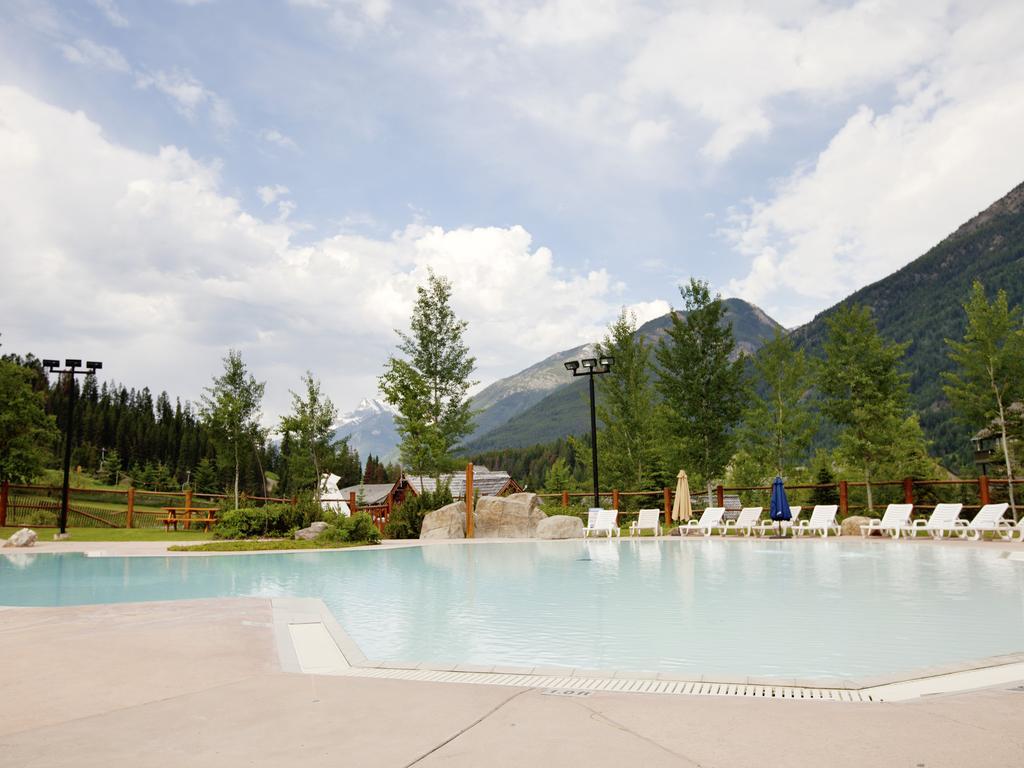 Panorama Mountain Resort - Toby Creek / Horsethief Condos エクステリア 写真